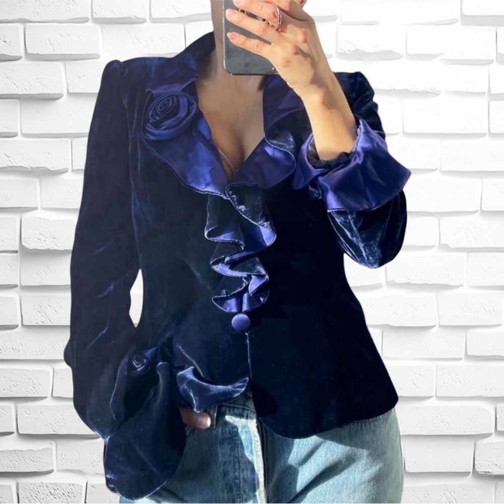 Vintage Luisa Spagnoli Women’s U.S. Size Small (IT 42) Indigo Velvet Suit • EUC